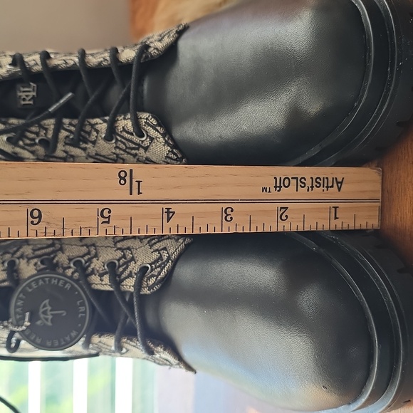 Lauren Ralph Lauren Carlee Women's Lug Sole Lace-up Boots 7.5B Black $225 - Picture 8 of 12